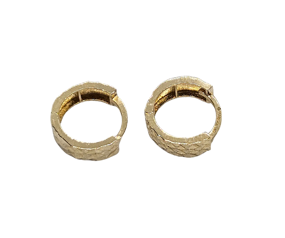 Arracada Diamantada 1.0 cm Oro 10K